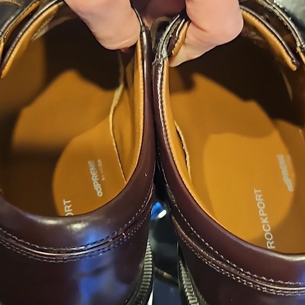 Rockport RocB Toe LA 5710 10.5 Brown Dress Shoe in Box EUC